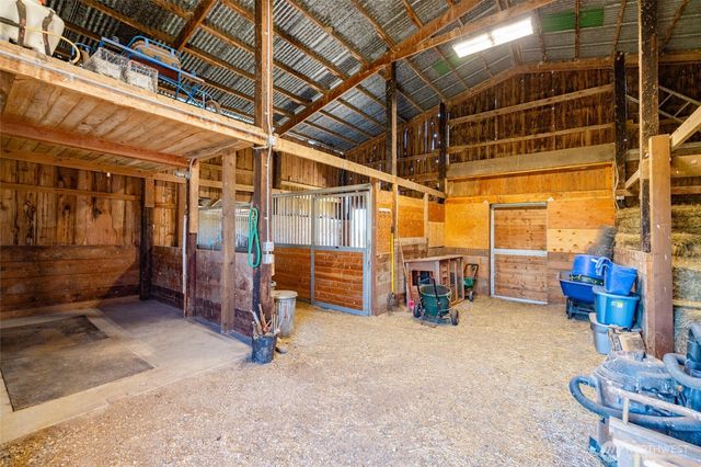 13187 Rector Road, Mount Vernon, WA 98273