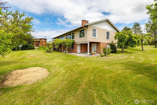 13187 Rector Road, Mount Vernon, WA 98273