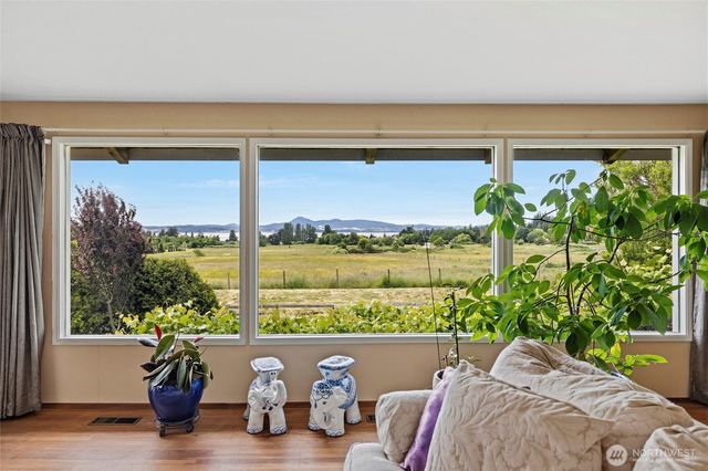 13187 Rector Road, Mount Vernon, WA 98273