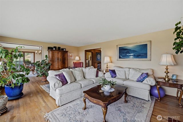 13187 Rector Road, Mount Vernon, WA 98273