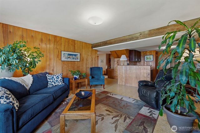13187 Rector Road, Mount Vernon, WA 98273