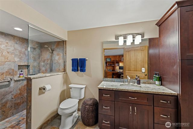 13187 Rector Road, Mount Vernon, WA 98273