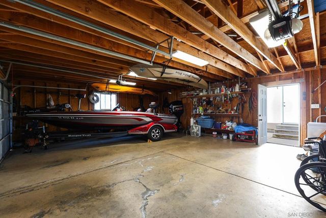 273 Stallion Dr, Oceanside, CA 92057