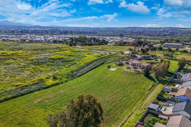 273 Stallion Dr, Oceanside, CA 92057