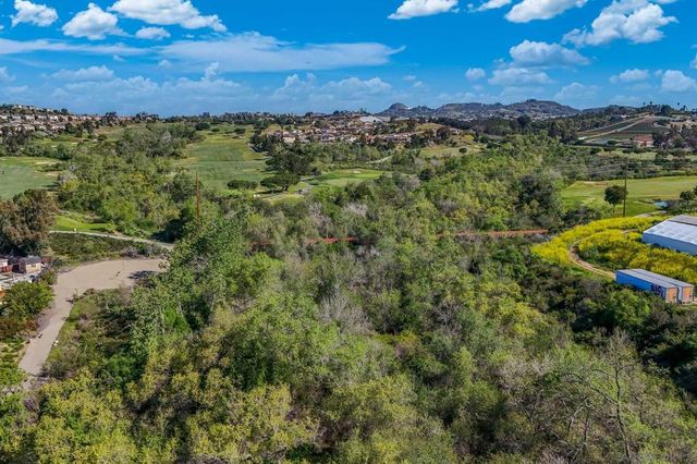 273 Stallion Dr, Oceanside, CA 92057