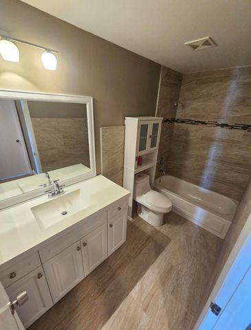 3275 NW 44TH Street 2, Oakland Park, FL 33309