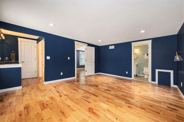 42198 Roscommon Street, Northville, MI 48167