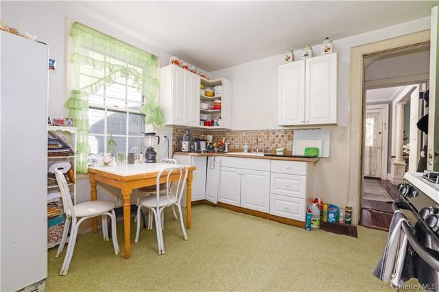 51 Dekalb Avenue, White Plains, NY 10605