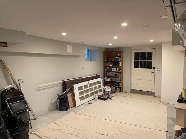 51 Dekalb Avenue, White Plains, NY 10605