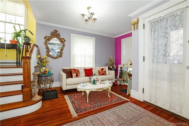 51 Dekalb Avenue, White Plains, NY 10605