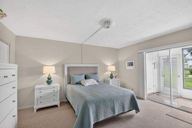 5520 N Ocean Boulevard N 110, Ocean Ridge, FL 33435