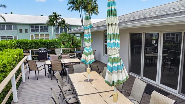 5520 N Ocean Boulevard N 110, Ocean Ridge, FL 33435