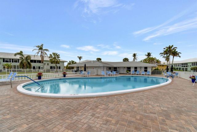 5520 N Ocean Boulevard N 110, Ocean Ridge, FL 33435