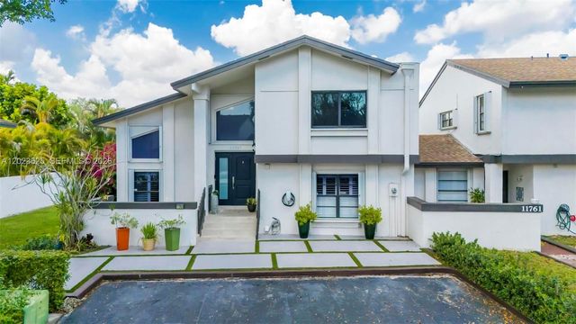 11765 SW 91st Ter, Miami, FL 33186