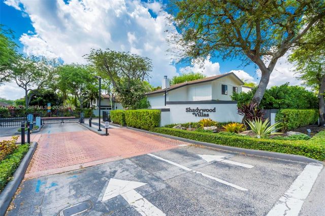 11765 SW 91st Ter, Miami, FL 33186