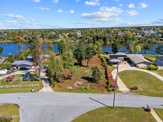 4813 S Lakewood Drive, Panama City, FL 32404