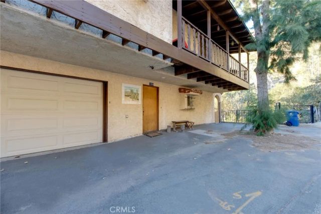 1953 Sunset Plaza Drive, Hollywood Hills, CA 90069