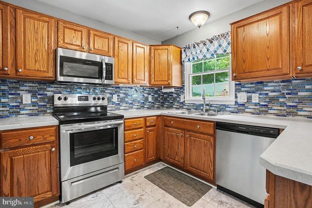 102 HILLDALE RD, Marysville, PA 17053