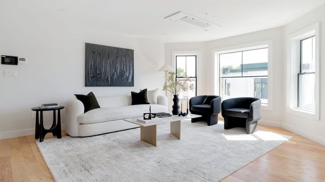 655 Saratoga Street 1, Boston, MA 02128