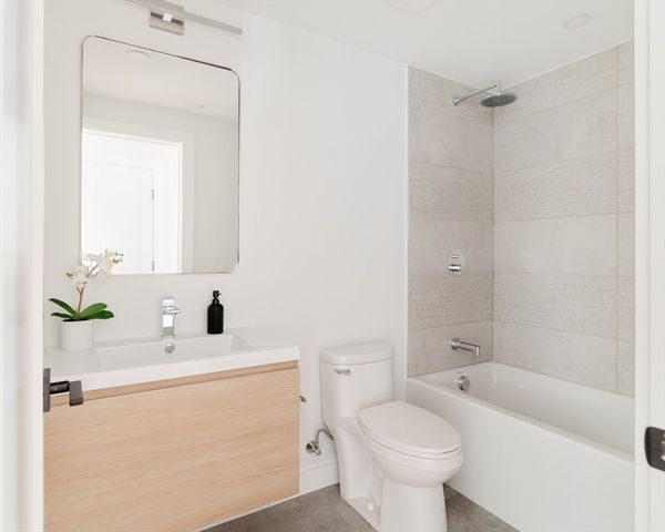 655 Saratoga Street 1, Boston, MA 02128