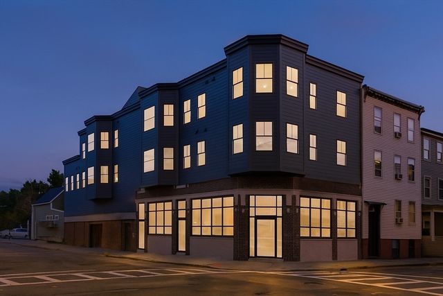 655 Saratoga Street 1, Boston, MA 02128