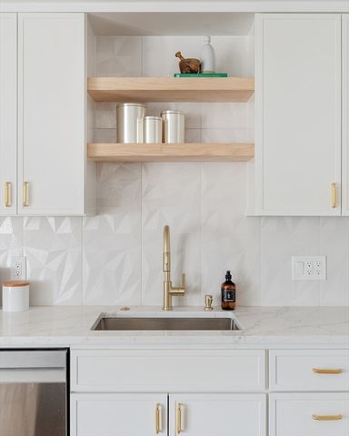 655 Saratoga Street 1, Boston, MA 02128