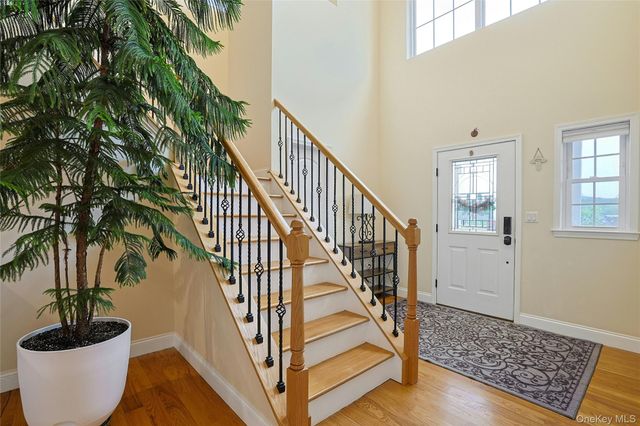 18 Tanyas Court, Monroe, NY 10950
