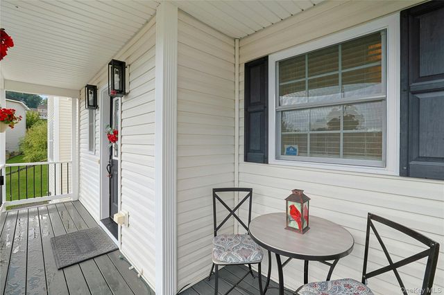 18 Tanyas Court, Monroe, NY 10950