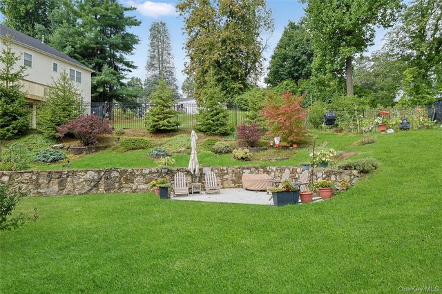 18 Tanyas Court, Monroe, NY 10950