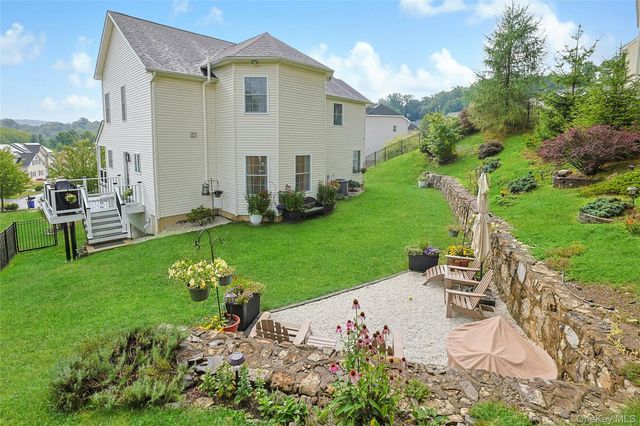 18 Tanyas Court, Monroe, NY 10950