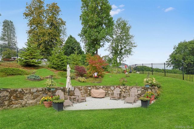 18 Tanyas Court, Monroe, NY 10950