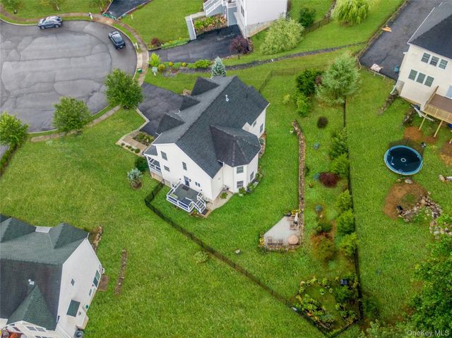 18 Tanyas Court, Monroe, NY 10950