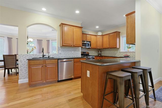 18 Tanyas Court, Monroe, NY 10950