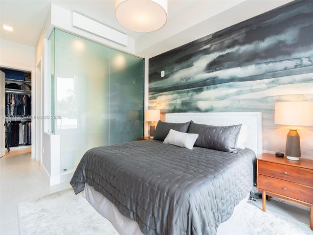 1030 15th St 321, Miami Beach, FL 33139