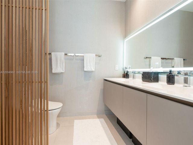 1030 15th St 321, Miami Beach, FL 33139