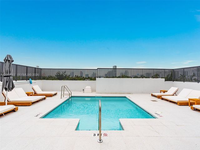 1030 15th St 321, Miami Beach, FL 33139