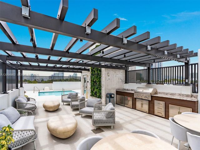 1030 15th St 321, Miami Beach, FL 33139