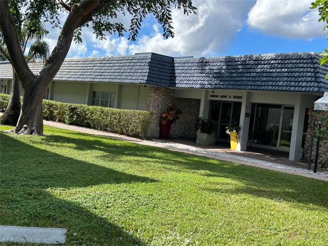 7807 Golf Circle Dr 205, Margate, FL 33063