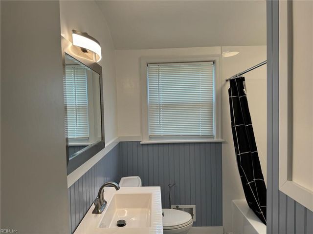 6328 Shelby LN, Virginia Beach, VA 23464