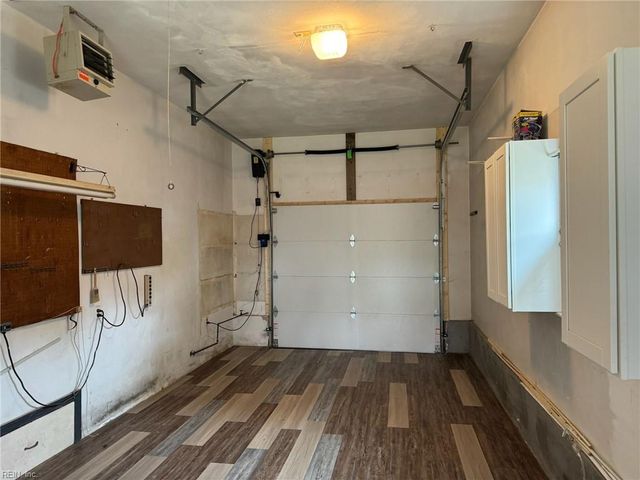 6328 Shelby LN, Virginia Beach, VA 23464