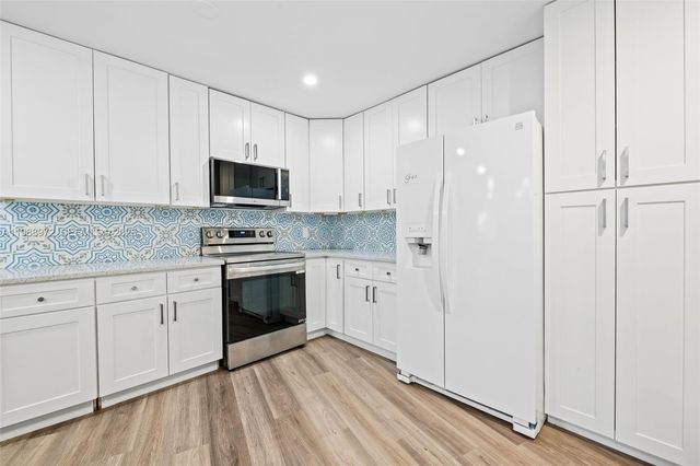 1633 NW 4th Street, Boca Raton, FL 33486