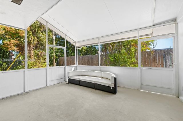 1633 NW 4th Street, Boca Raton, FL 33486