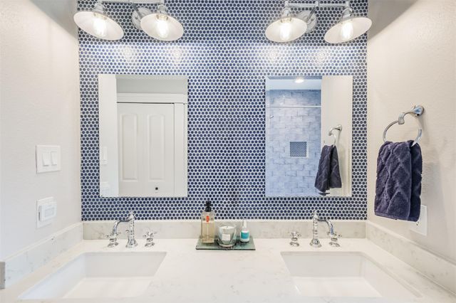 8502 Westview Drive, Spring Valley Village, TX 77055