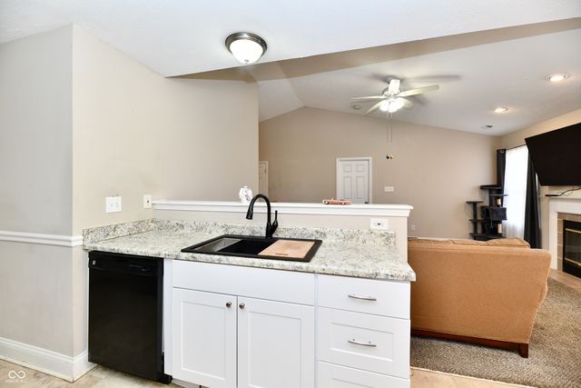 1010 Maple Drive W, Lebanon, IN 46052