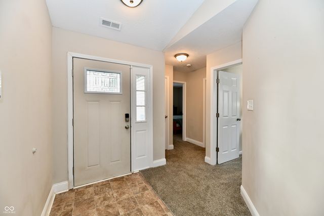 1010 Maple Drive W, Lebanon, IN 46052