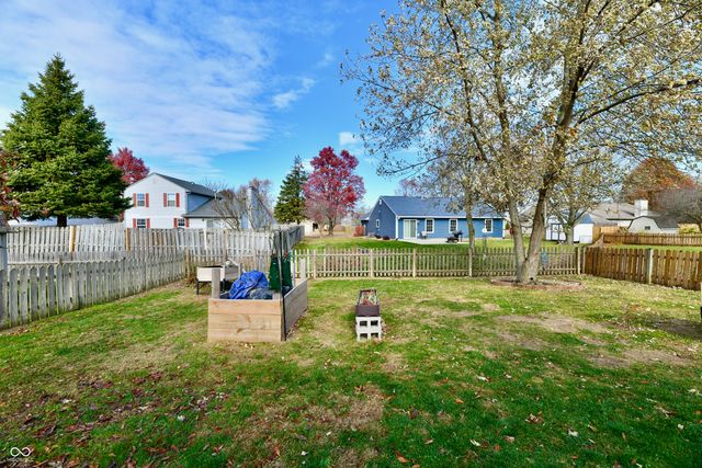 1010 Maple Drive W, Lebanon, IN 46052