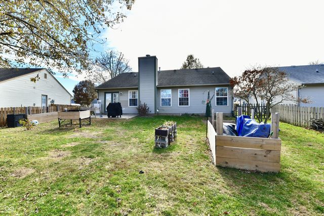 1010 Maple Drive W, Lebanon, IN 46052