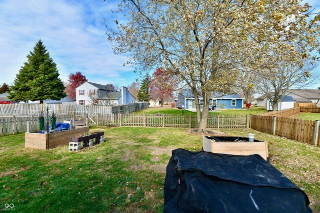 1010 Maple Drive W, Lebanon, IN 46052