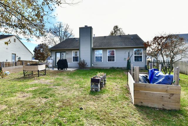 1010 Maple Drive W, Lebanon, IN 46052