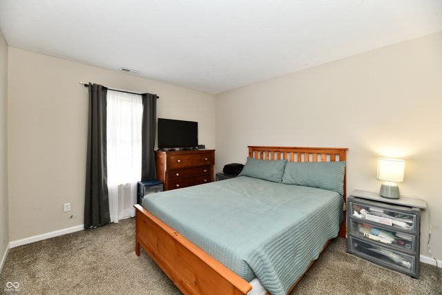 1010 Maple Drive W, Lebanon, IN 46052